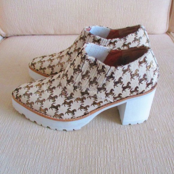 Jeffrey Campbell Shoes - Jeffrey Campbell Platform Chunky Heel Bootie 8M